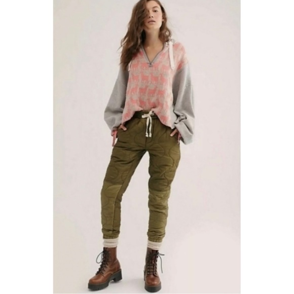 NWOT Free People // Alpaca my Bags Sweater - Picture 2 of 9